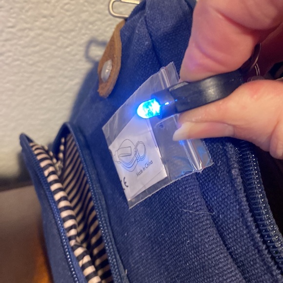 Navy Blue canvas Travelon rfid bag - Picture 6 of 6